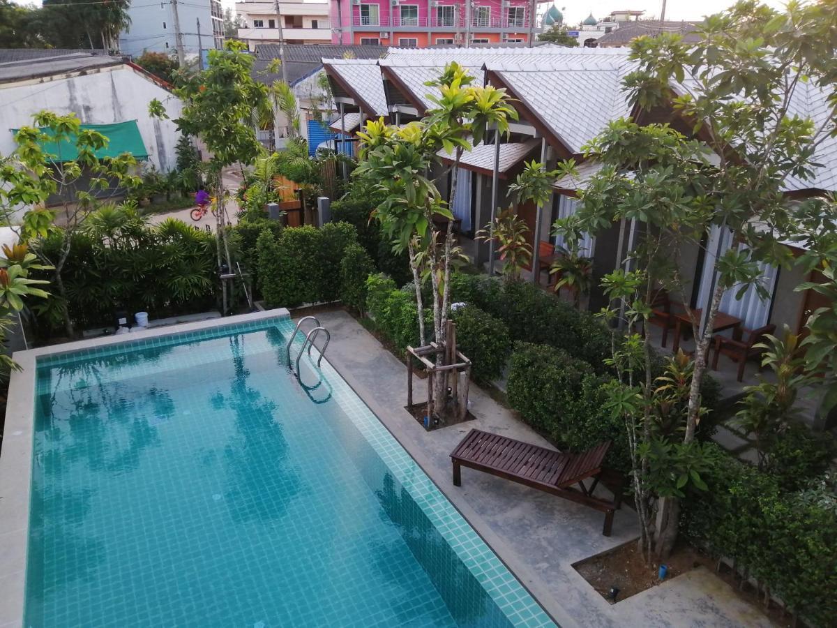 Hotel Jr Place Klong Muang Beach Zewnętrze zdjęcie