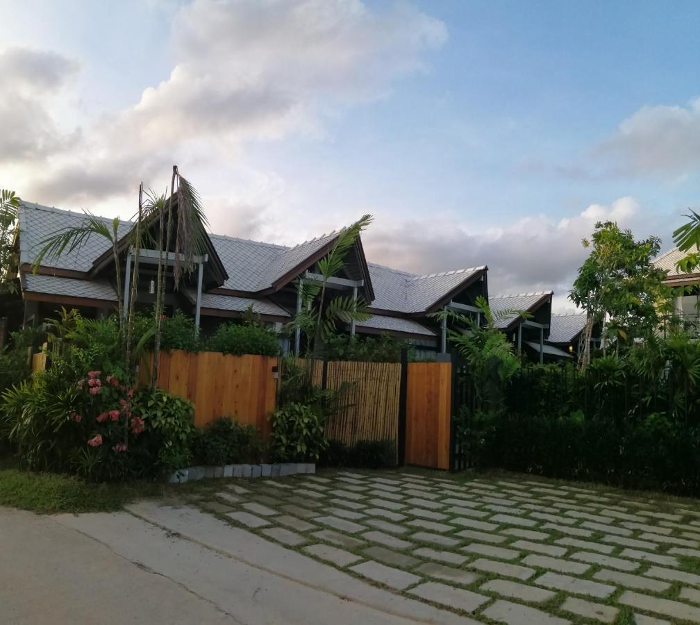 Hotel Jr Place Klong Muang Beach Zewnętrze zdjęcie